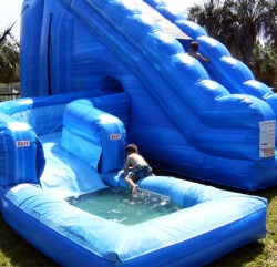 product D7C7E5BA97CE4264B25451C9A582182E 1704296475 Tornado Water Slide 24ft