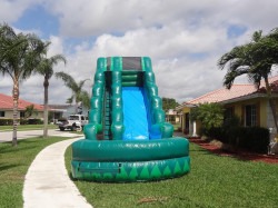 product FB00F024D98A40E689E96C1CEA3FE84A 1704299009 Amazon Falls Water Slide 20ft SL